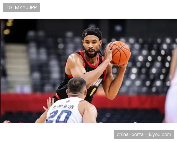 官方：深圳马可波罗外援萨林杰因脚踝伤势确认赛季报销